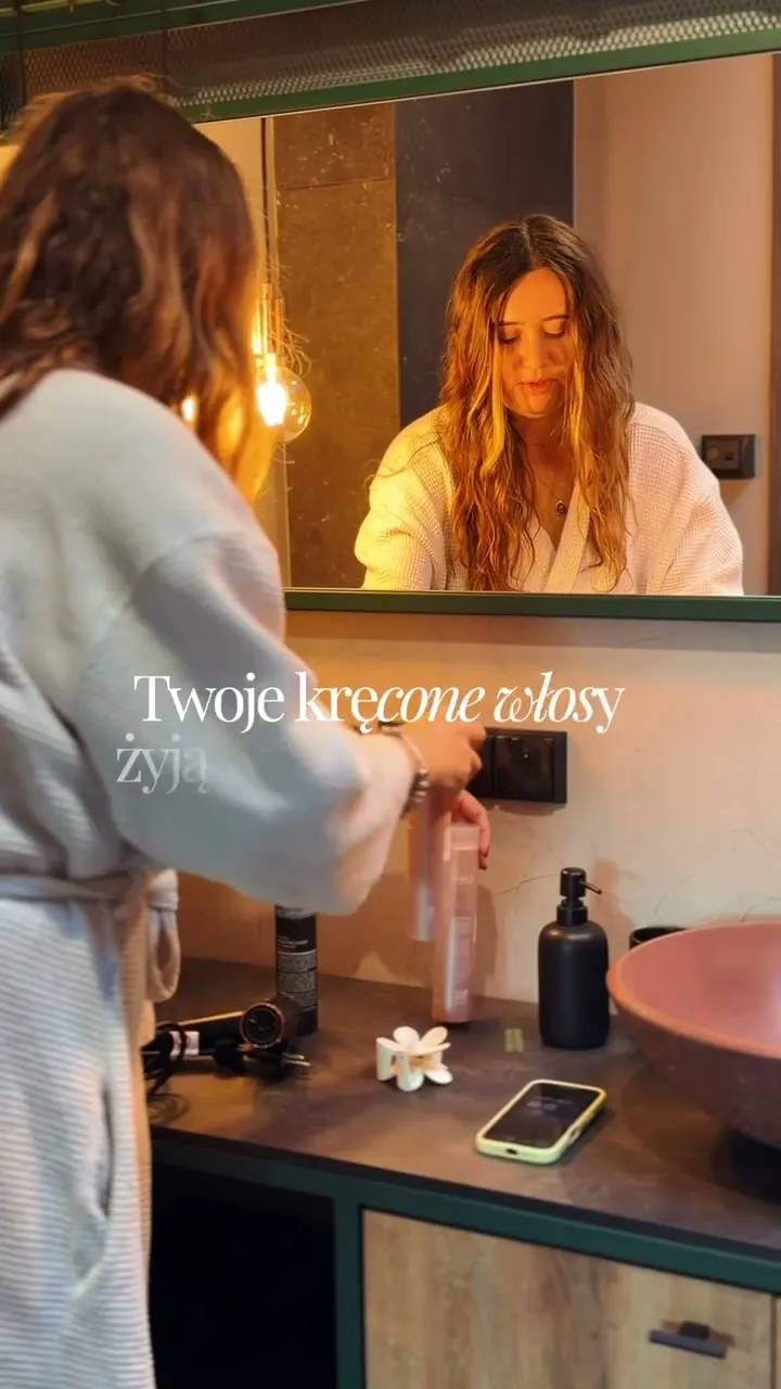 My.Organics Hydrating Glaze – stylizacja loków dyfuzorem – wideo