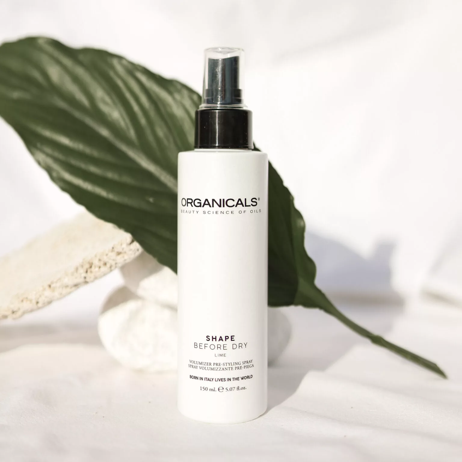 Spray unoszący włosy Before Dry Lime – objętość i termoochrona przed stylizacją ORGANICALS — zdjęcie 2
