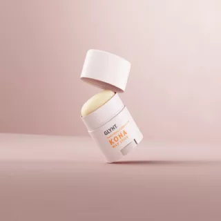 Wosk do stylizacji KONA w sztyfcie – precyzyjne wygładzenie i kontrola baby hair