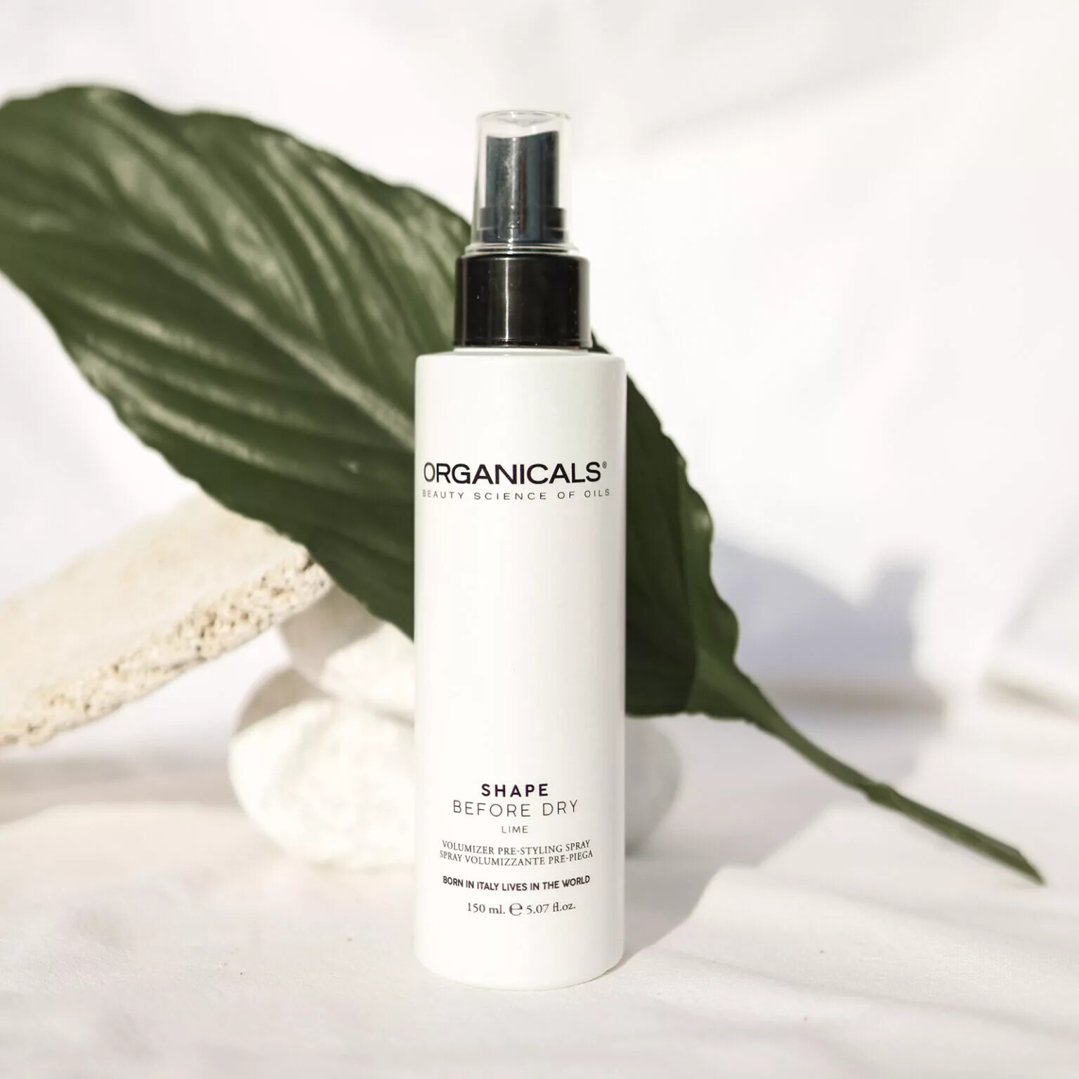 Spray unoszący włosy Before Dry Lime – objętość i termoochrona przed stylizacją ORGANICALS — zdjęcie 2